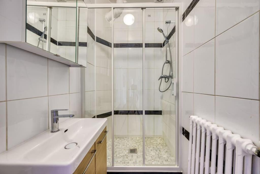 3-Bedroom Apart Close To Roland Garros Párizs Kültér fotó